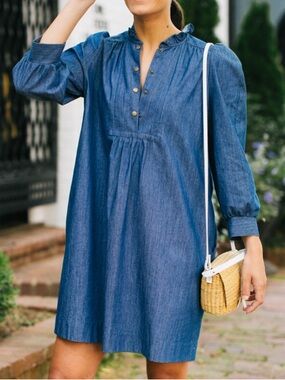 blue blossom jacquard samantha dress Women's ASTR The Label Samantha Midi Dress Medium Blue Floral main image 1